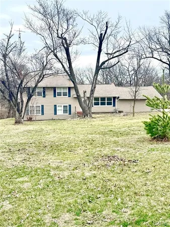 $274,900 | 5 North Penn Street, Bowling Green, MO 63334