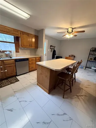 $274,900 | 5 North Penn Street, Bowling Green, MO 63334