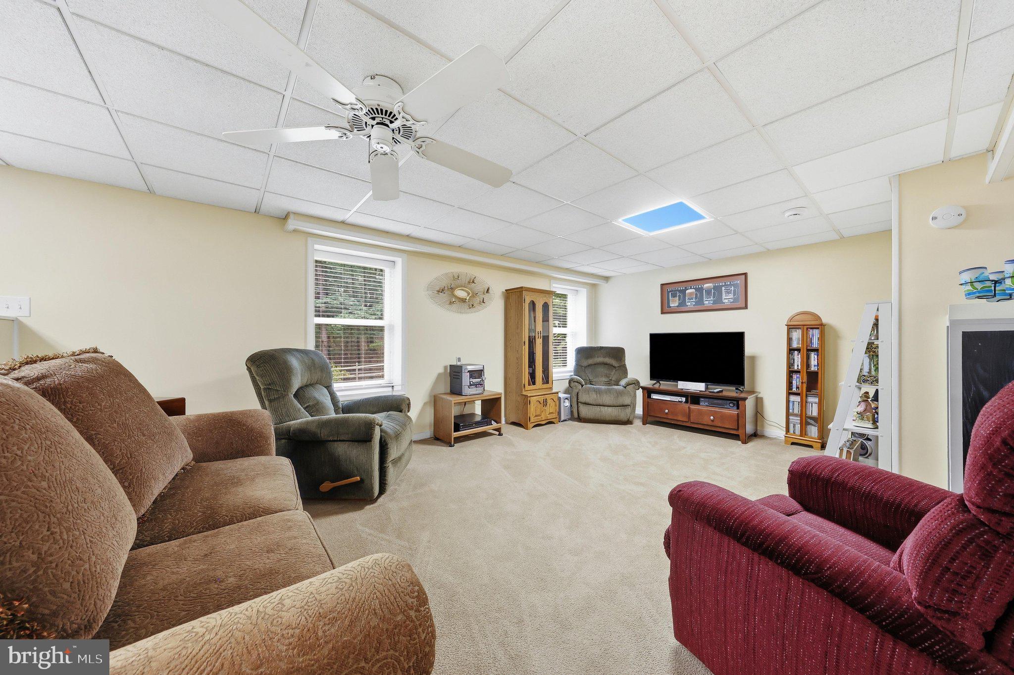 18664 Rivergate Road Keedysville, MD 21756 - Photo 35 of 49 Family Room