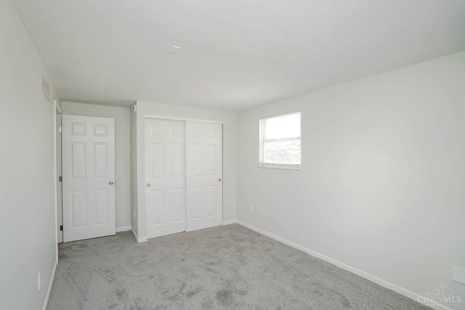 2949 North Bend Road Cincinnati, OH 45239 - Photo 19 of 31 Gallery Image 19