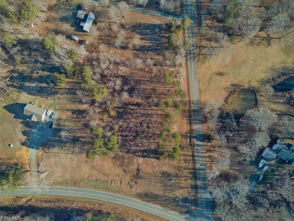 2381 Mt Hope Church Road Whitsett, NC 27377 - Photo 8 of 11