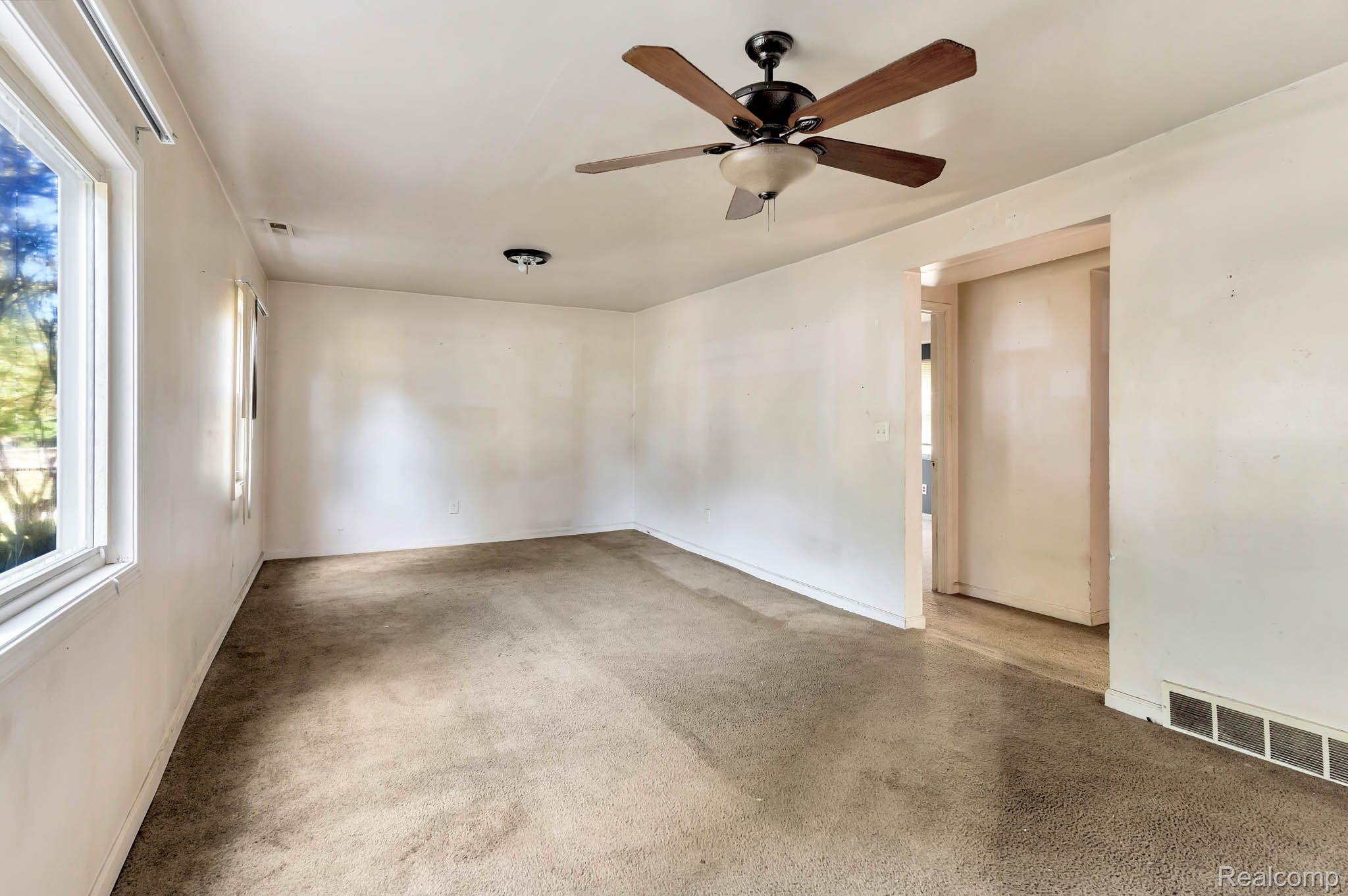 21108 Doepfer Road Warren, MI 48091 - Photo 14 of 26 Gallery Image 14