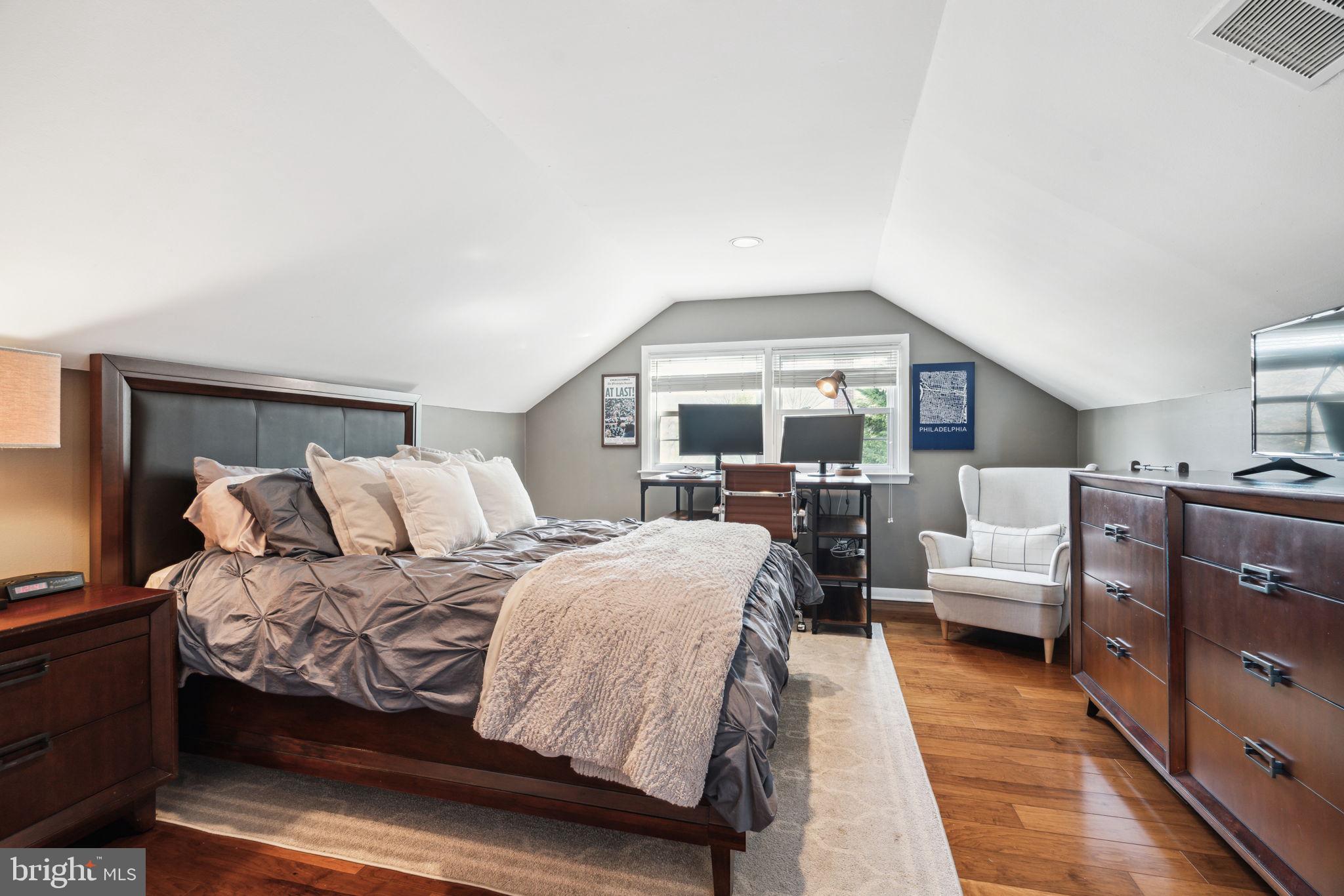 654 Wallace Drive Wayne, PA 19087 - Photo 25 of 35 Specious bedroom 3