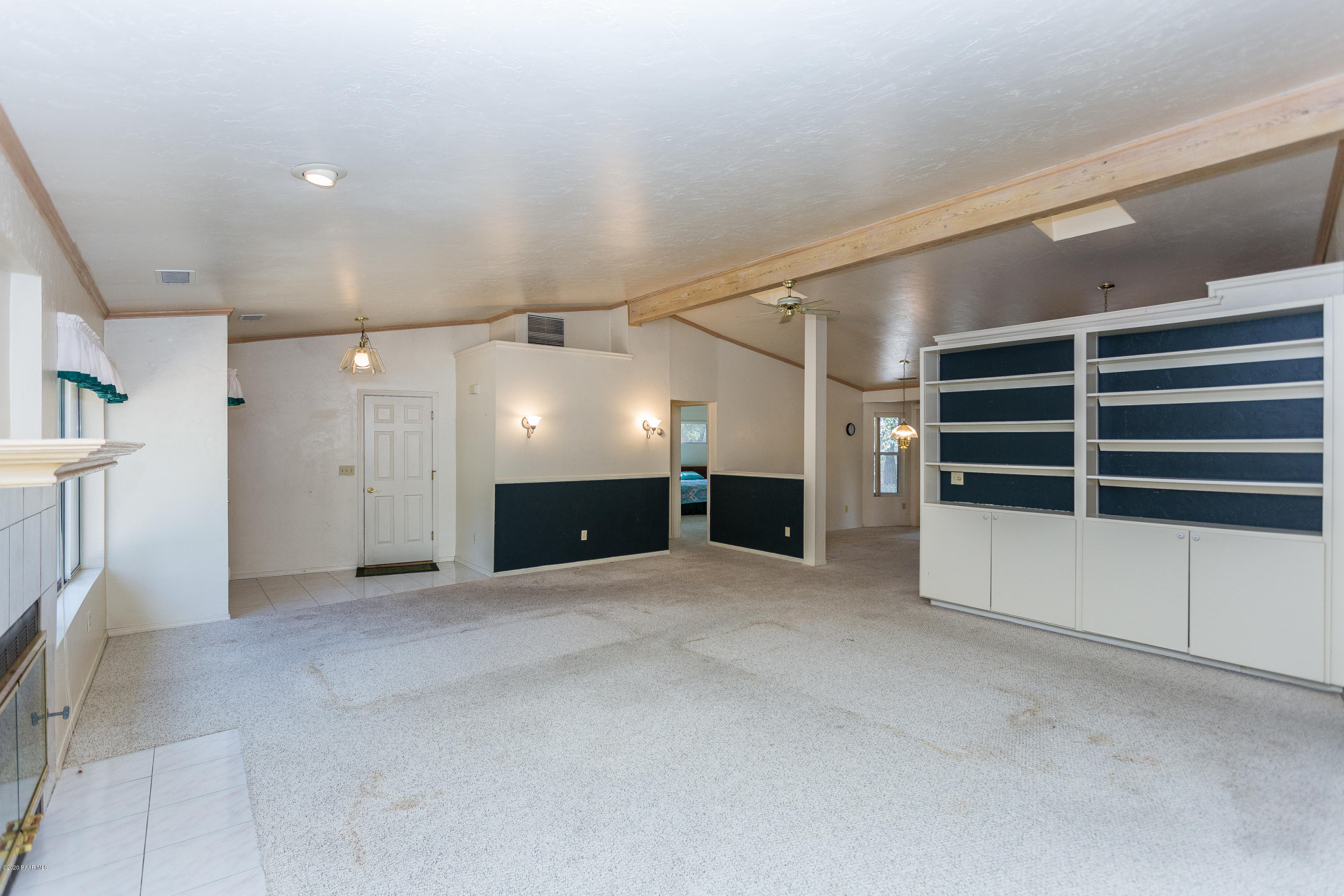 006_Living_room[1]