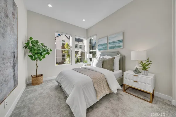 $1,928,000 | 120 Parkland Alley, Lake Forest, CA 92630