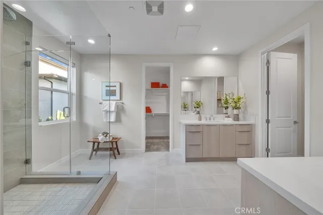 $2,000,000 | 120 Parkland Alley, Lake Forest, CA 92630