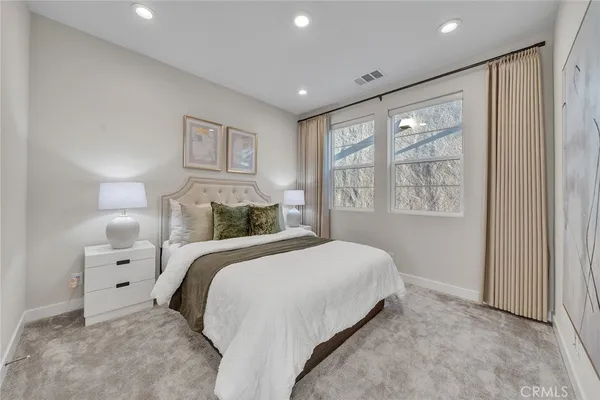 $1,928,000 | 120 Parkland Alley, Lake Forest, CA 92630