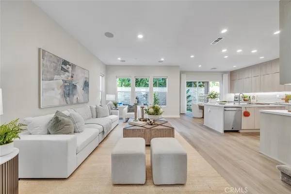 $1,928,000 | 120 Parkland Alley, Lake Forest, CA 92630