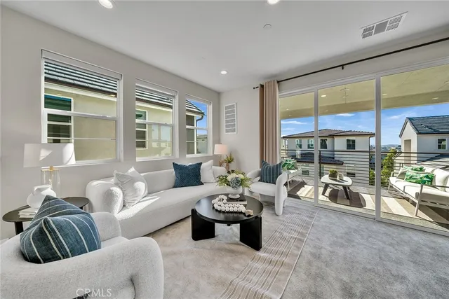 $2,000,000 | 120 Parkland Alley, Lake Forest, CA 92630