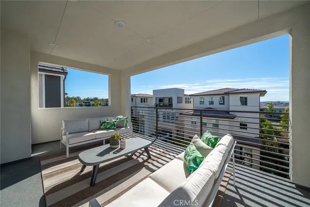 $2,000,000 | 120 Parkland Alley, Lake Forest, CA 92630