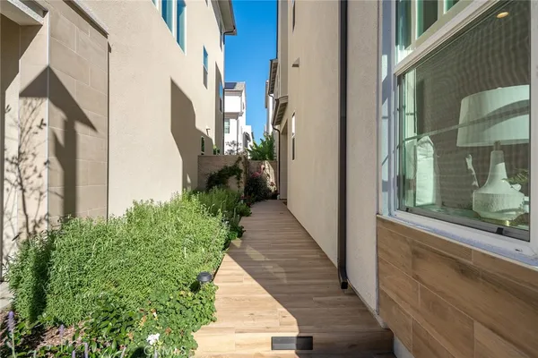 $1,928,000 | 120 Parkland Alley, Lake Forest, CA 92630