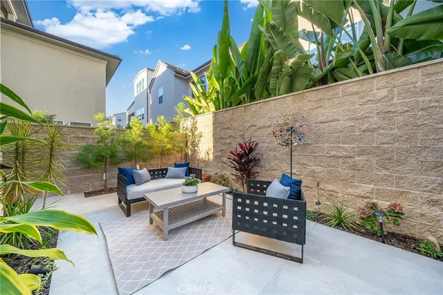 $2,000,000 | 120 Parkland Alley, Lake Forest, CA 92630