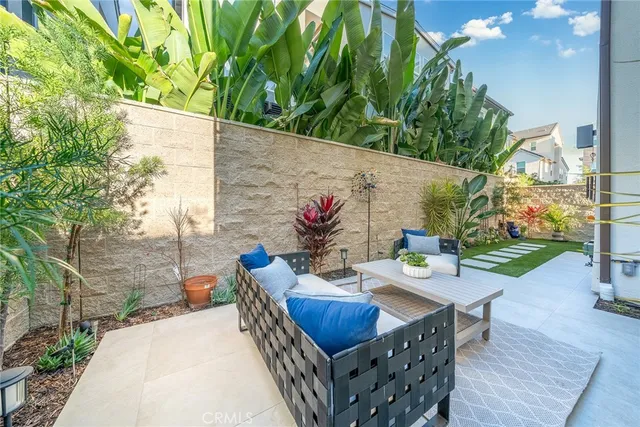 $2,000,000 | 120 Parkland Alley, Lake Forest, CA 92630