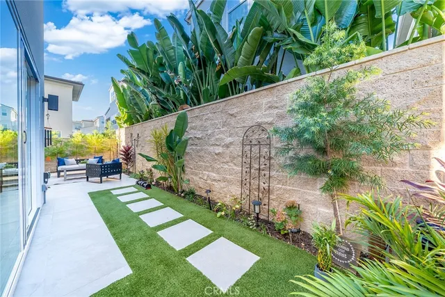 $2,000,000 | 120 Parkland Alley, Lake Forest, CA 92630