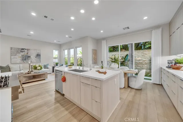 $2,000,000 | 120 Parkland Alley, Lake Forest, CA 92630