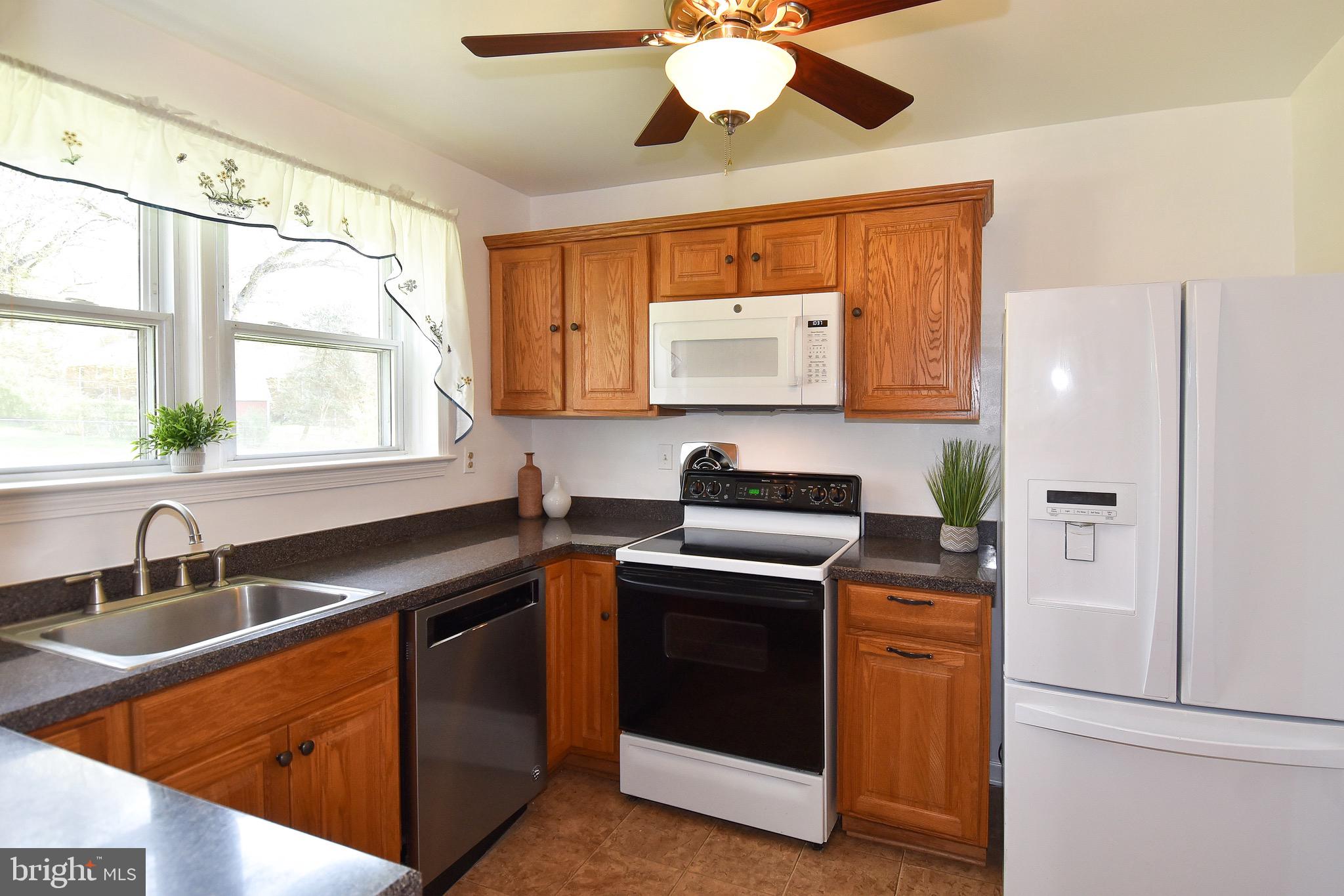 4512 Harvest Road Temple Hills, MD 20748 - Photo 11 of 23 Gallery Image 11