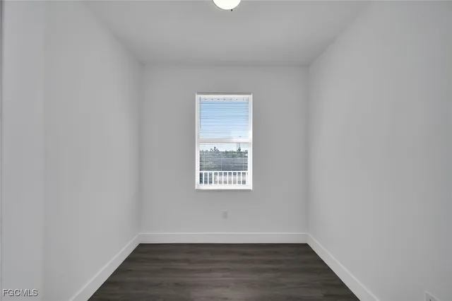 $1,600 | 275 Southwest 4th Street, Unit 200, Cape Coral, FL 33991