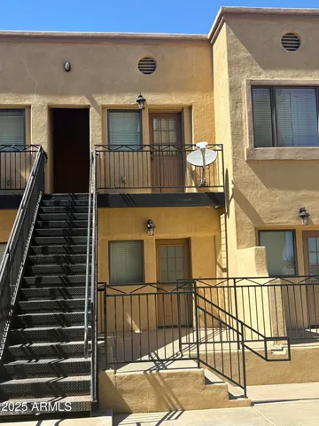 $1,600 | 545 East Willetta Street, Unit 4, Phoenix, AZ 85004