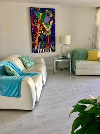 11 Royal Palm Way, Unit 104 Boca Raton, FL 33432 - Photo 2 of 7 bayou white sofas
