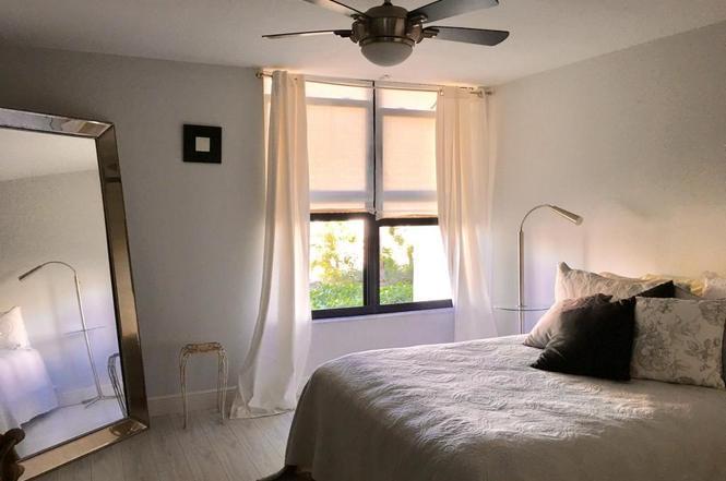 11 Royal Palm Way, Unit 104 Boca Raton, FL 33432 - Photo 5 of 7 bayou master bedroom
