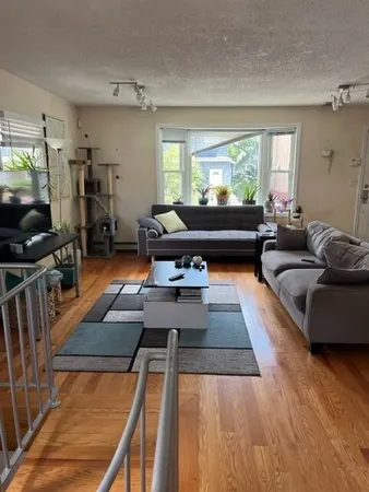 $3,600 | 275 Boston Avenue, Unit B, Medford, MA 02155