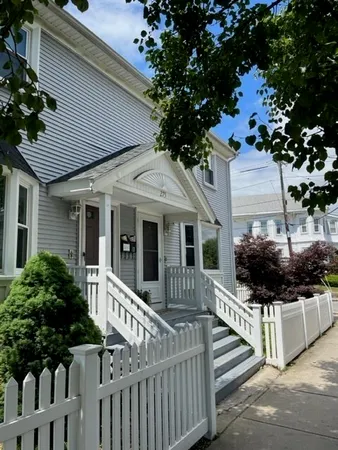 $3,600 | 275 Boston Avenue, Unit B, Medford, MA 02155