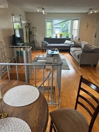 $3,600 | 275 Boston Avenue, Unit B, Medford, MA 02155