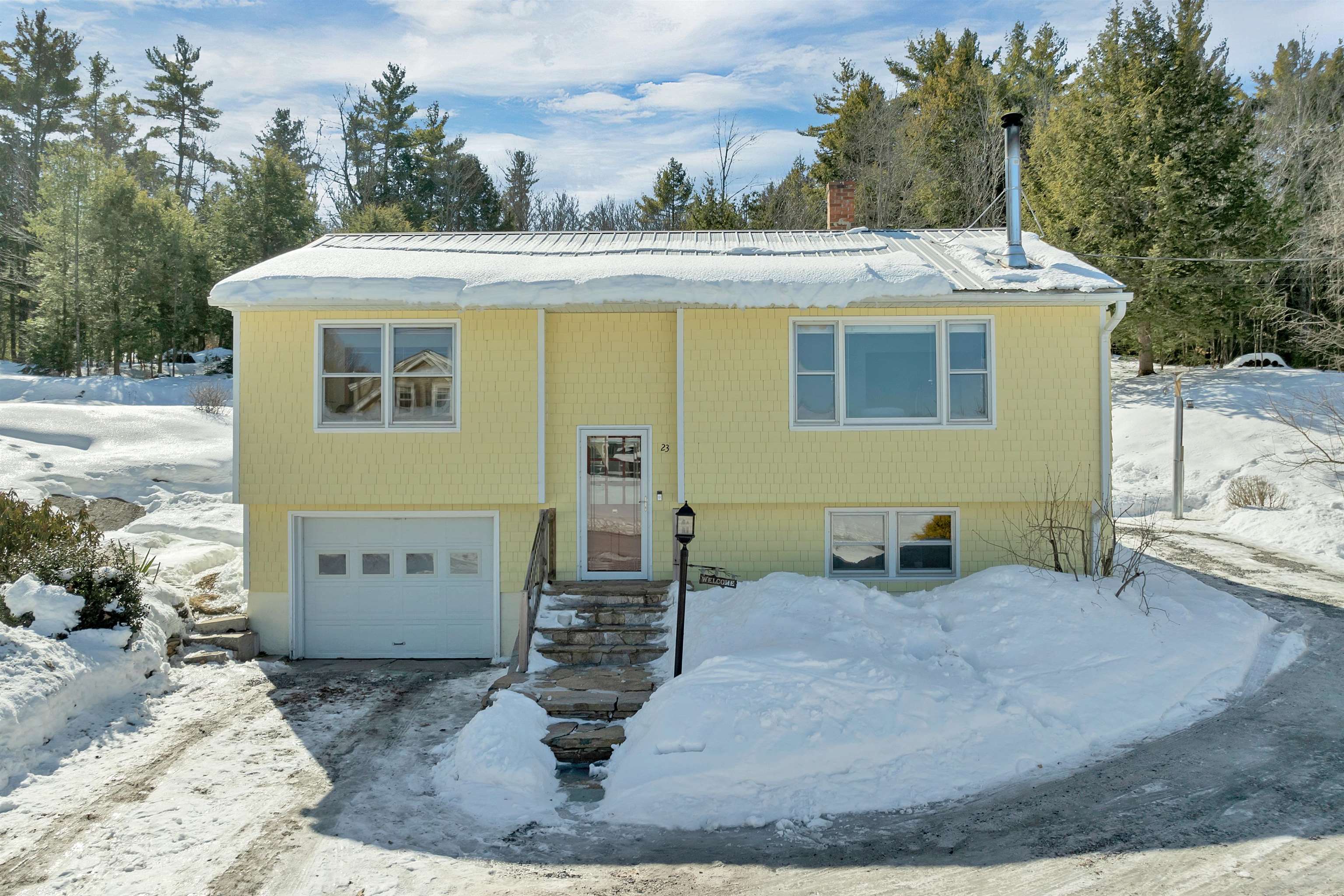23 Pappas Road Claremont, NH 03743 - Photo 1 of 48