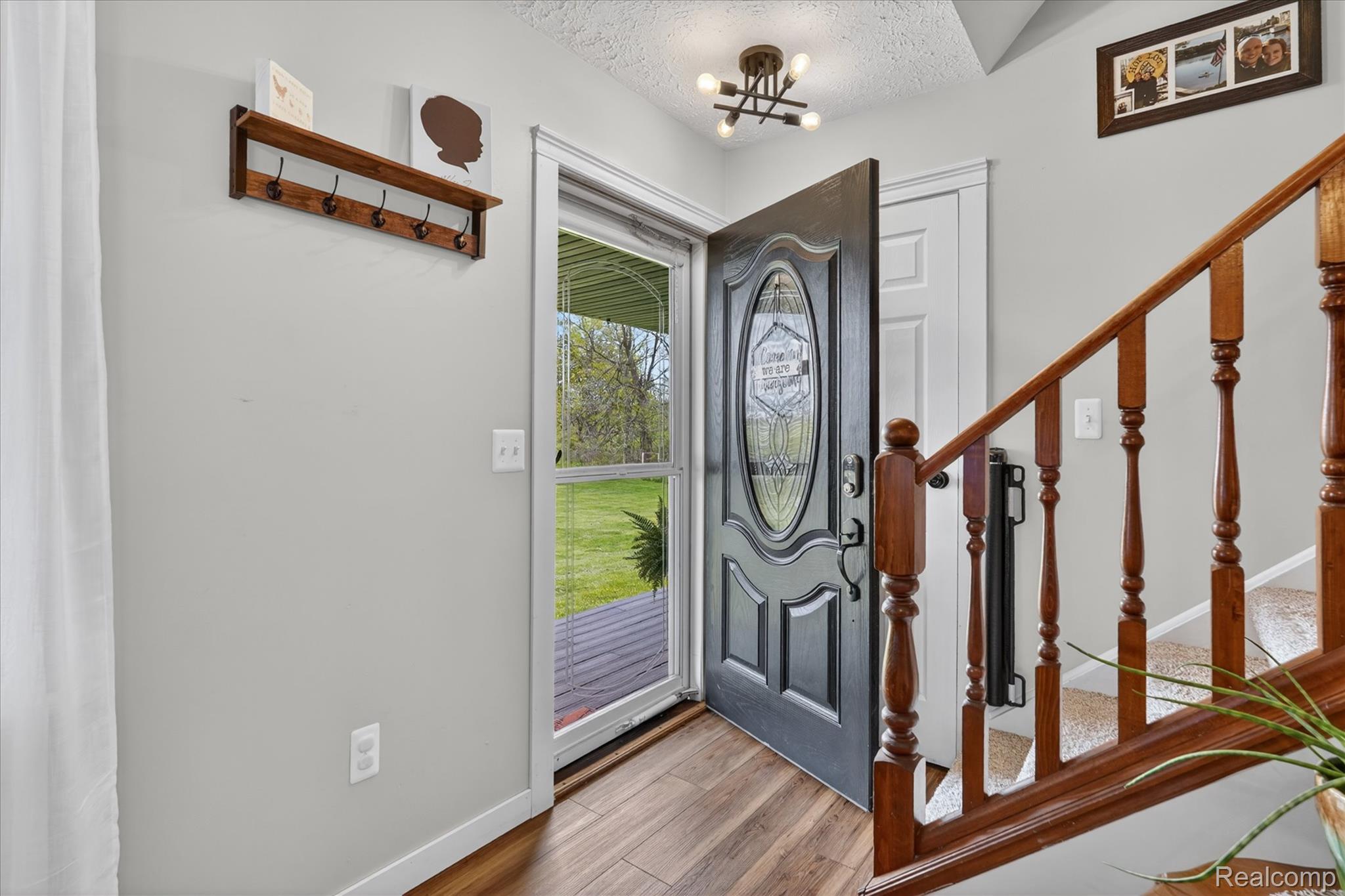 5640 North Fowlerville Road Fowlerville, MI 48836 - Photo 5 of 48