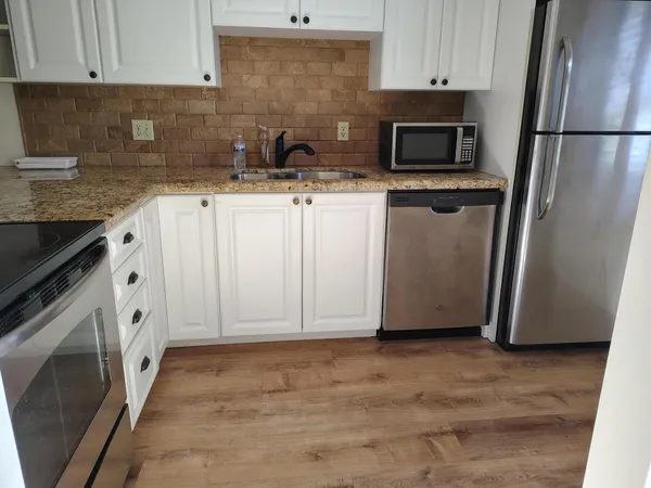 $1,600 | 4100 Tivoli Court, Unit 104, Lake Worth, FL 33467