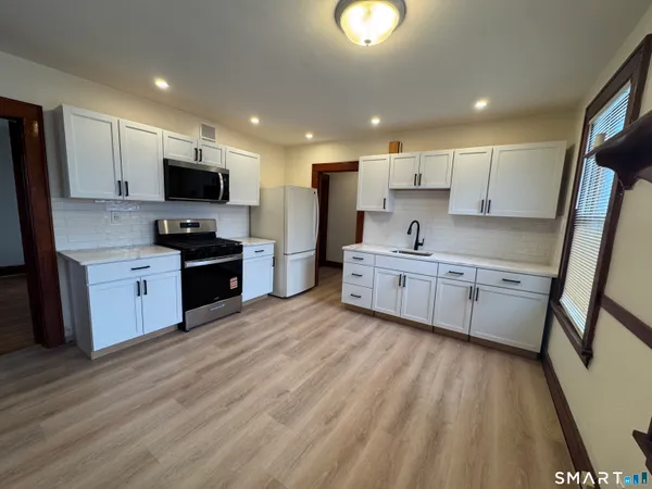 $2,500 | 120 Burritt Avenue, Stratford, CT 06615