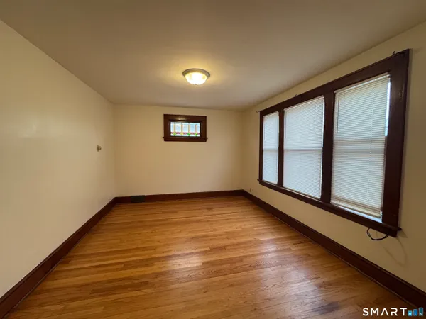 $2,500 | 120 Burritt Avenue, Stratford, CT 06615