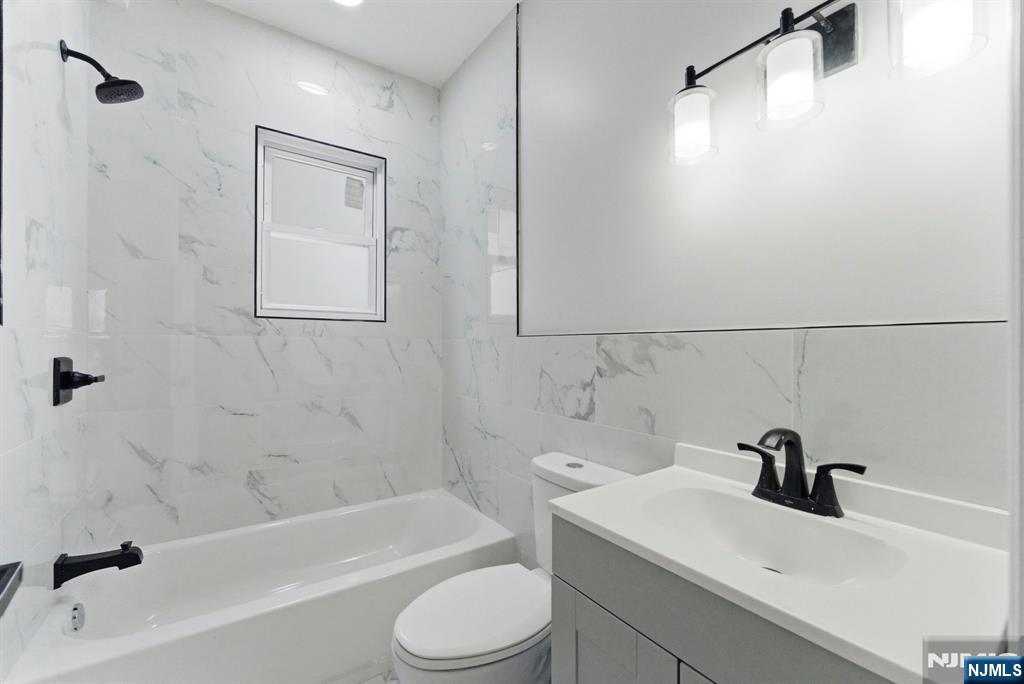 21 Overpeck Avenue Ridgefield Park, NJ 07660 - Photo 21 of 41