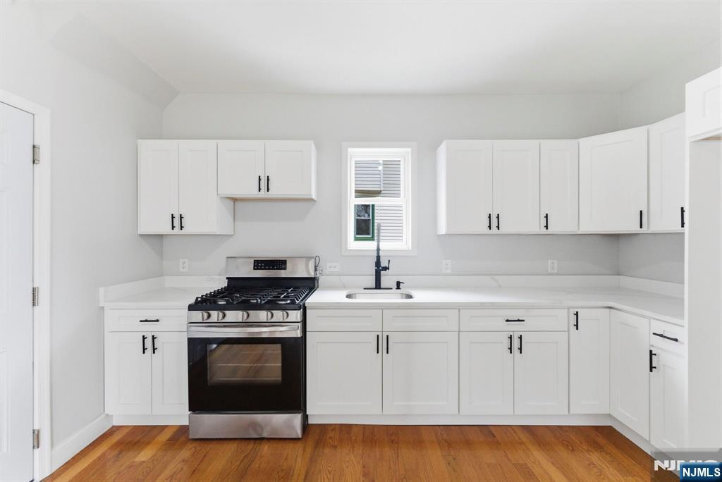 21 Overpeck Avenue Ridgefield Park, NJ 07660 - Photo 10 of 41