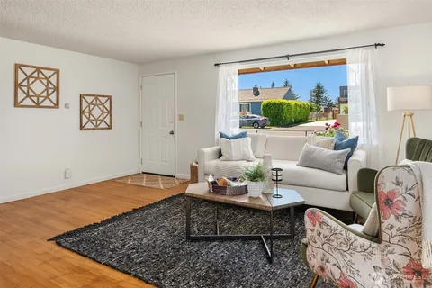 $630,000 | 16022 11th Avenue Southwest, Burien, WA 98166