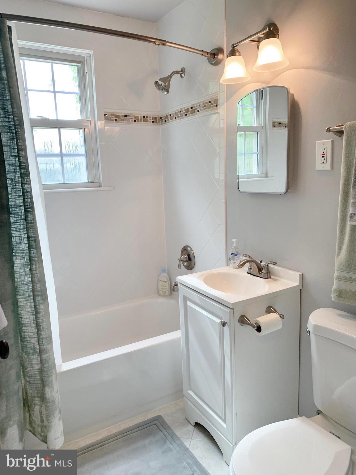3238 Wayne Road Falls Church, VA 22042 - Photo 21 of 26 Updated bathroom with new shower tiles!