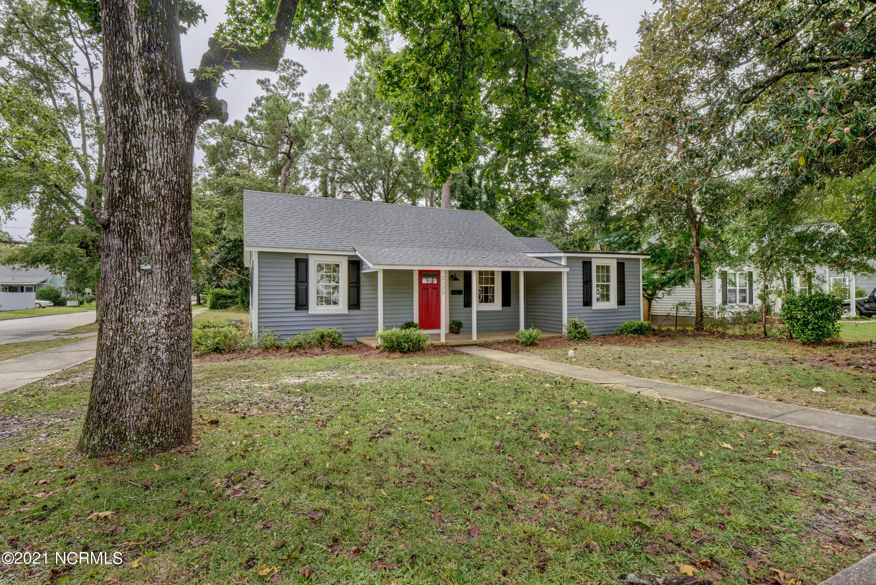 2120 Brandon Road Wilmington, NC 28405 - Photo 4 of 22 004__ja17901_2_3_4_5_6_7