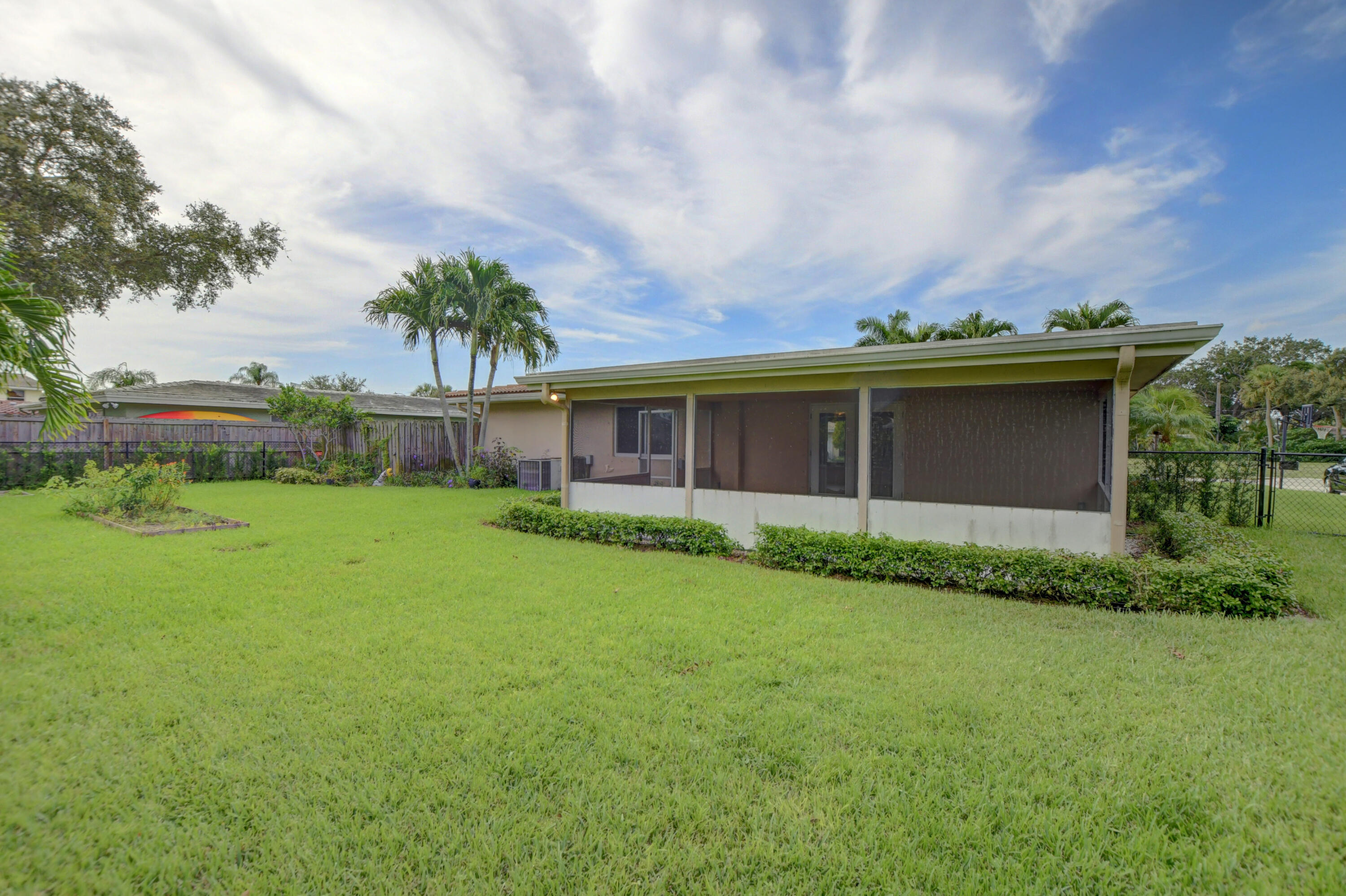 821 Southwest 3rd Street Boca Raton, FL 33486 - Photo 12 of 12 Large Backyard