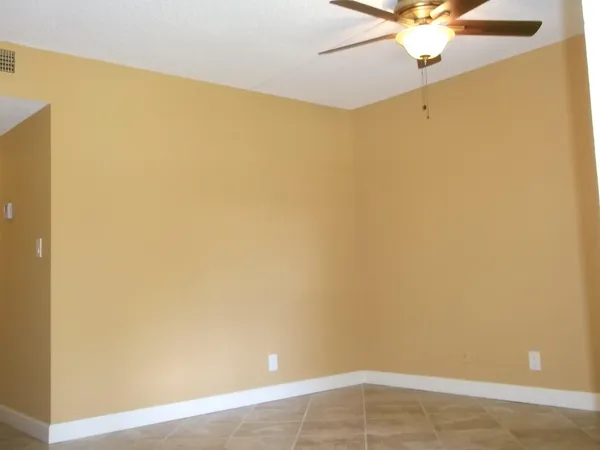 $2,200 | 743 Southeast 1st Way, Deerfield Beach, FL 33441