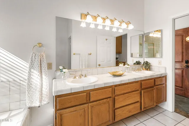 a view of a back yard of the house