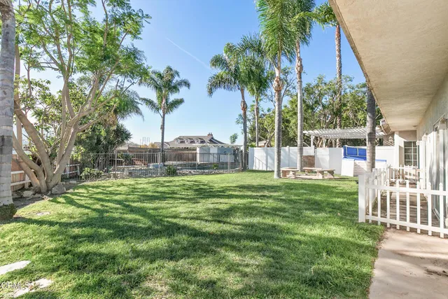 $1,689,000 | 10240 Principe Place, Camarillo, CA 93012