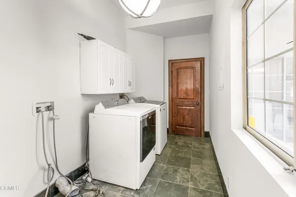 $1,689,000 | 10240 Principe Place, Camarillo, CA 93012