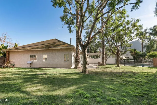 $1,689,000 | 10240 Principe Place, Camarillo, CA 93012