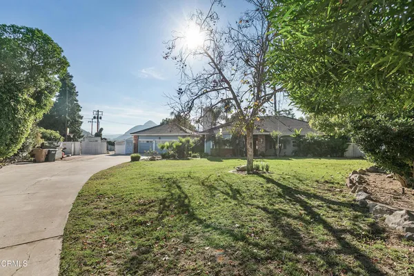$1,689,000 | 10240 Principe Place, Camarillo, CA 93012