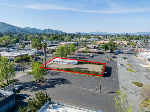 $449,000 | 735 South State Street, Ukiah, CA 95482