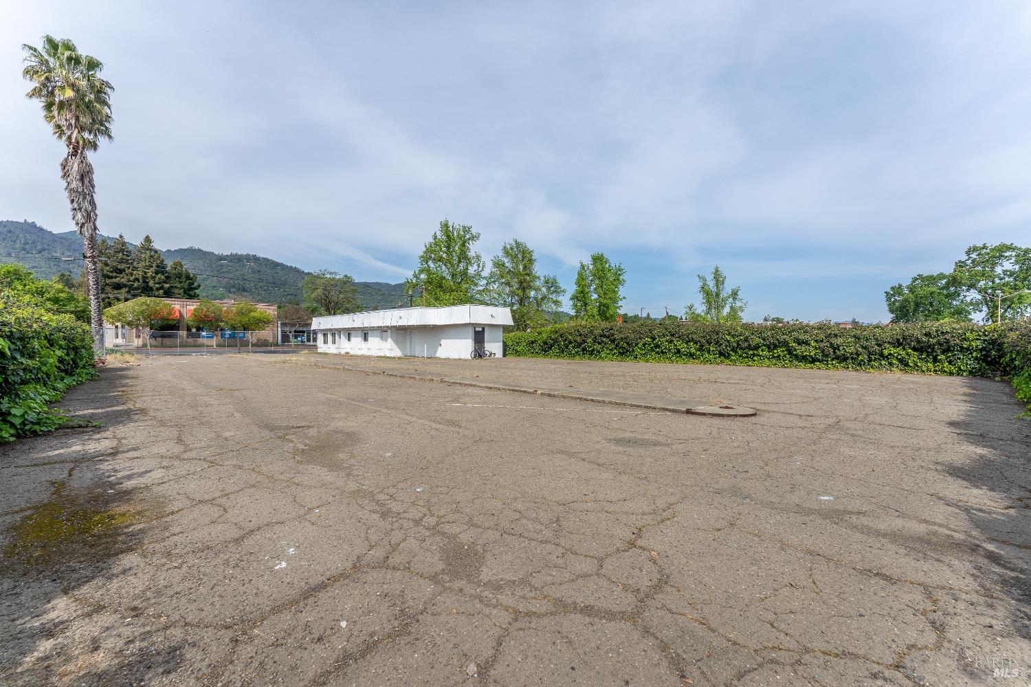 735 South State Street Ukiah, CA 95482 - Photo 8 of 14