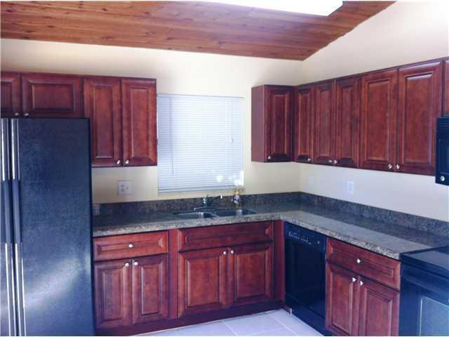 572 Northwest 53rd Street Boca Raton, FL 33487 - Photo 3 of 23 20130406000158970356000000-o