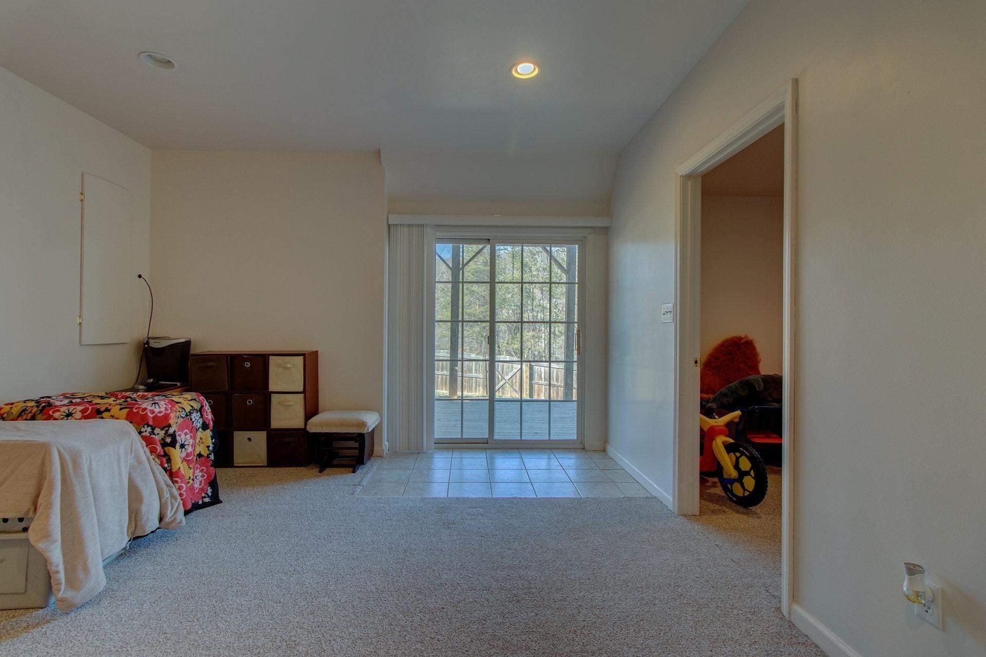 2727 Bandy Road Southeast Roanoke, VA 24014 - Photo 22 of 28 022-298234-IMG_2478_79_80_81_82_7233544