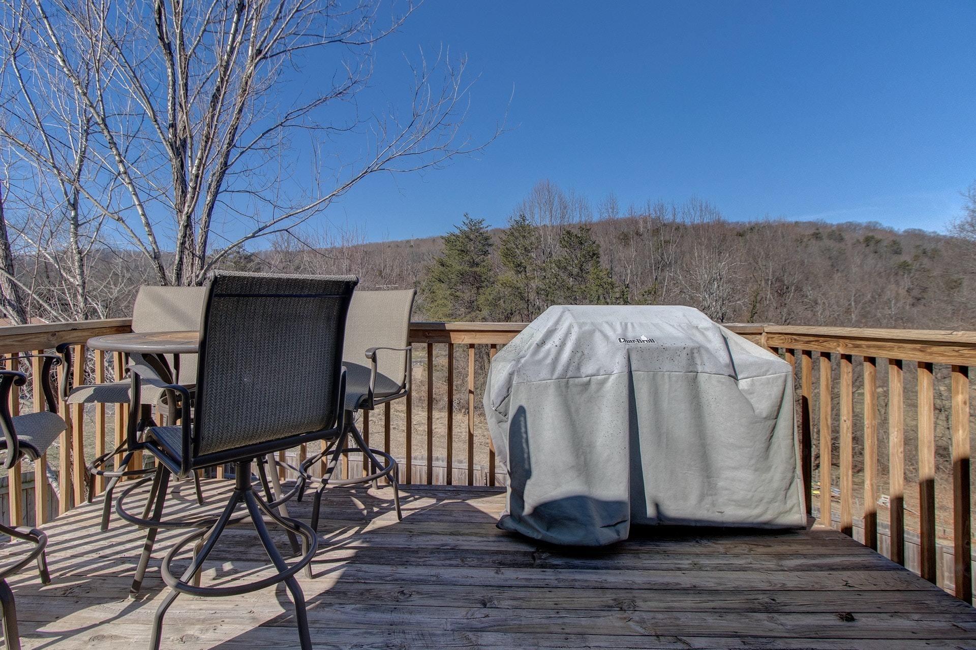 2727 Bandy Road Southeast Roanoke, VA 24014 - Photo 25 of 28 025-298234-IMG_2378_79_80_81_82_7233530