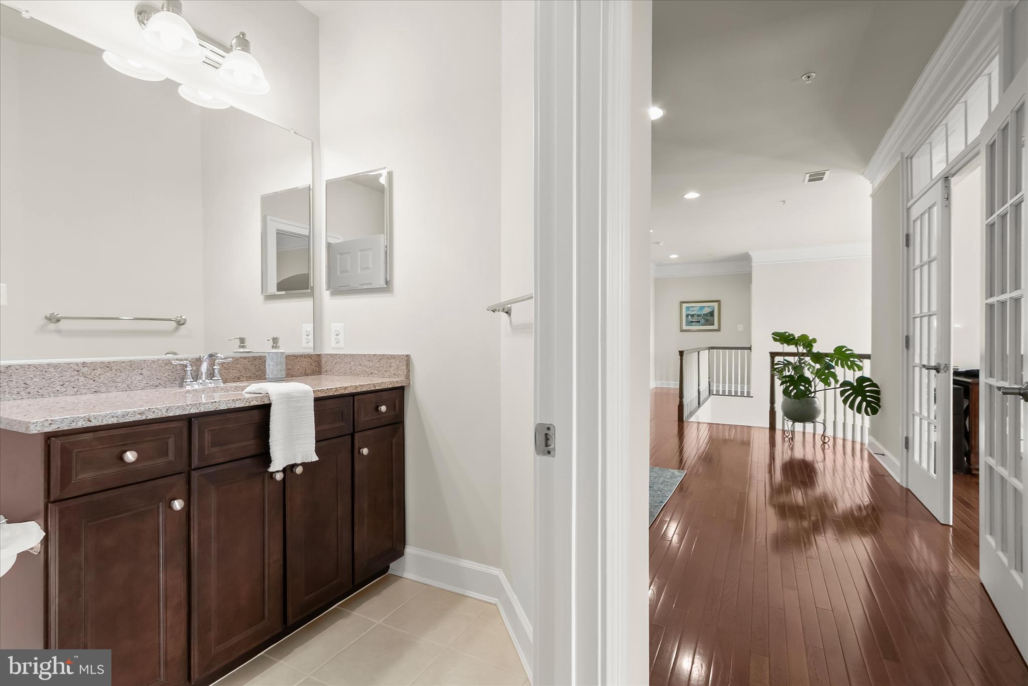 7738 Elmwood Road Fulton, MD 20759 - Photo 54 of 96 Hallway Full Bathroom